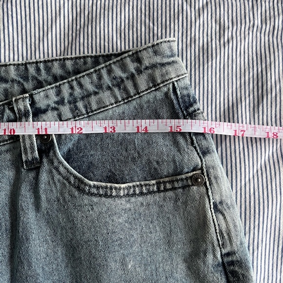 Cheap money sustainable denim light wash jeans. 32/32. Worn. Great condition. - Picture 6 of 6